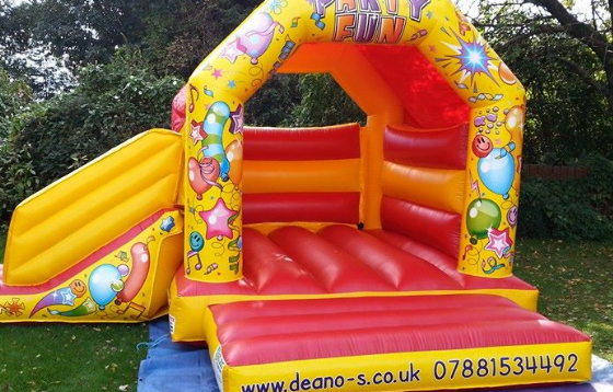 hire a bouncy castle in Normanton with Deano's! bouncy castle hire Normanton